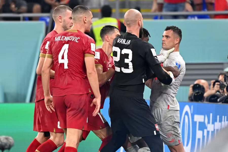 FIFA s’do t’i hetojë Zvicrën e Granit Xhakën, Serbinë po