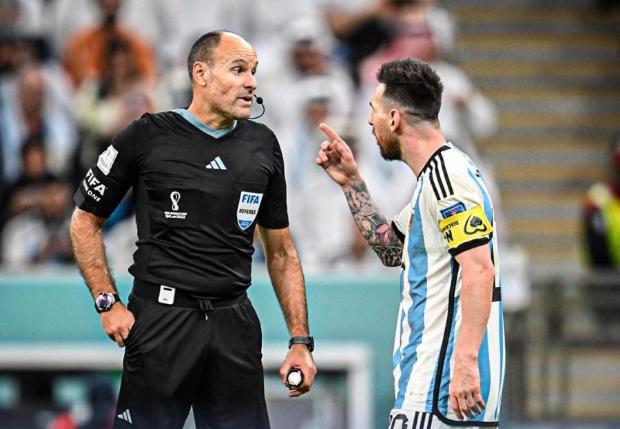 FIFA hap procedurat disiplinore kundër Argjentinës: A rrezikohet Messi nga dënimi?