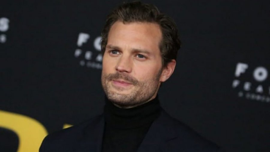 Rregullat e rrepta anti-COVID në Australi: Aktori, Jamie Dornan nuk mund të kthehej në Angli për vdekjen e babait
