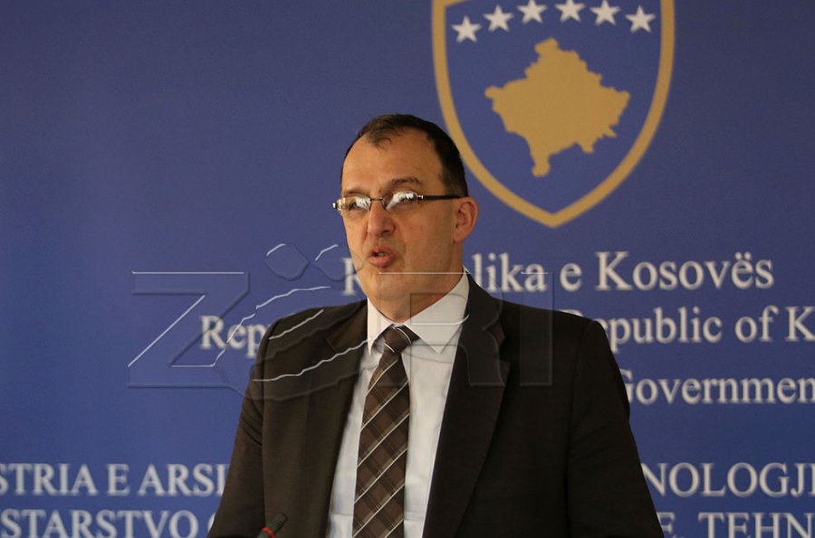 Pupovci: Sistemi i vlerësimit të mësimdhënësve do të pësojë ndryshime