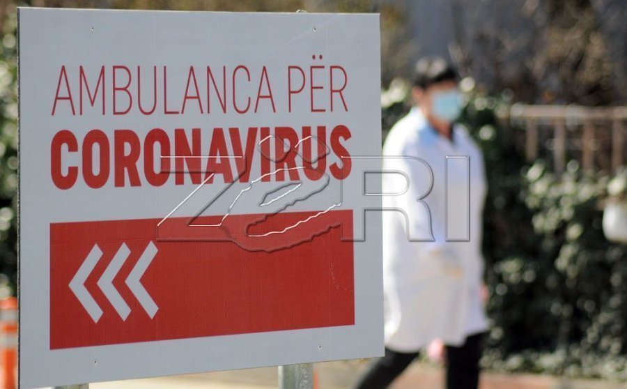 Fillon të bie numri i të spitalizuarve nga COVID-19