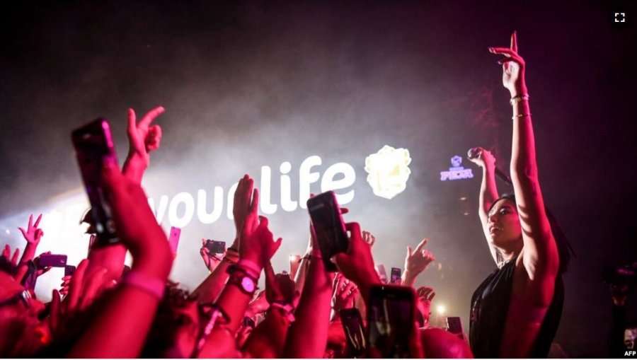 Festivali Sunny Hill zhvendoset në Tiranë