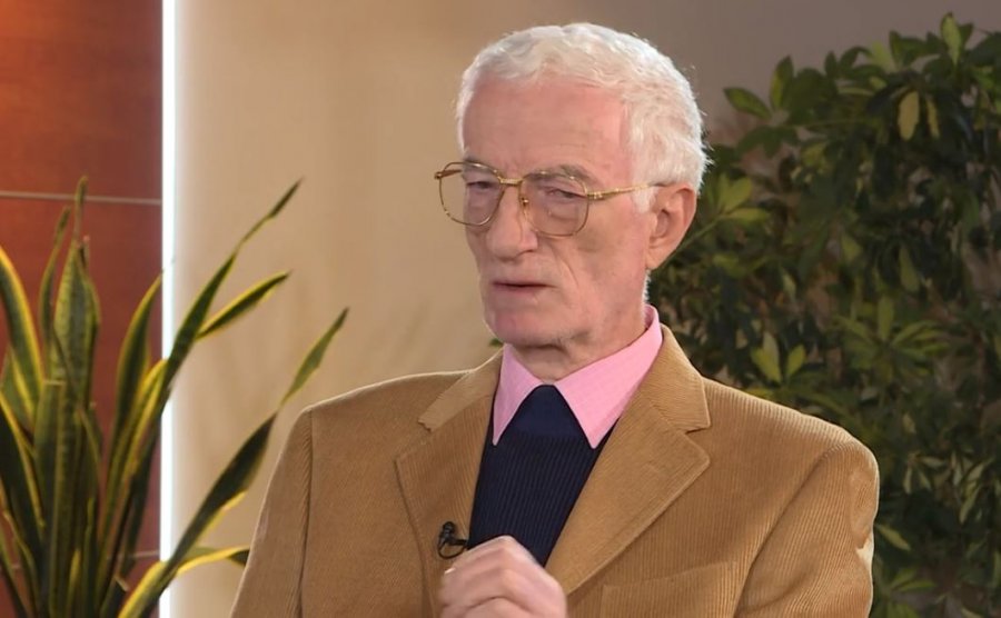 Mehmet Elezi: Gjuha shqipe rrezikon ta ketë fatin e latinishtes