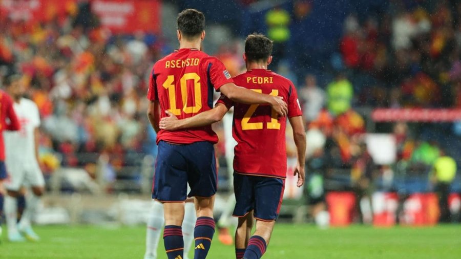 Pedri lë të kuptohet se Barcelona duhet ta transferojë Asension