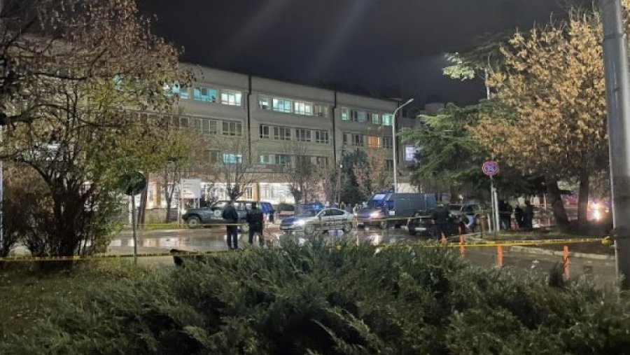 Largohet trupi i pajetë i gruas shtatzënë që u vra në oborrin e QKUK-së