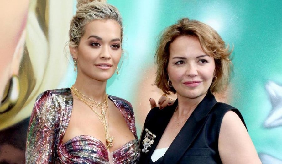“Ne ende mblidhemi burrat veç, gratë veç”, nëna e Rita Orës flet si psikologe për rastin e 11-vjeçares