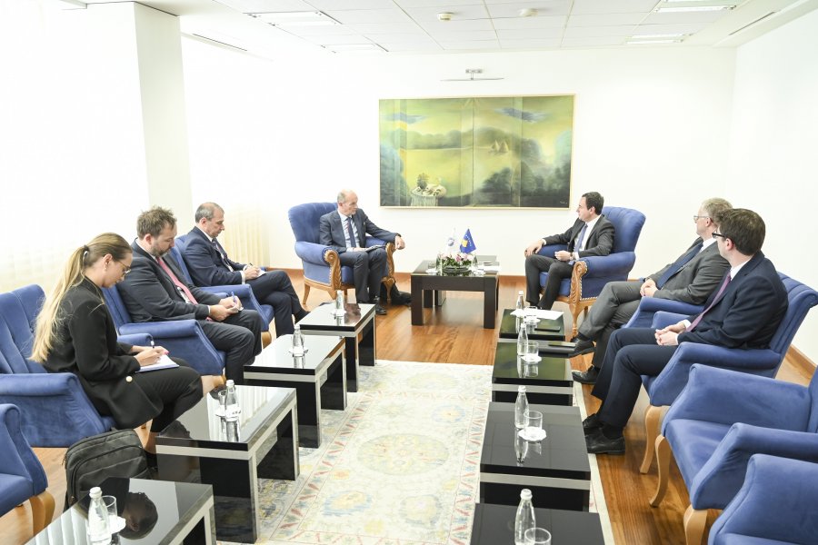 Kurti në takim me delegacionin nga BERZH-i: Ekonomia është e qëndrueshme dhe po zgjerohet