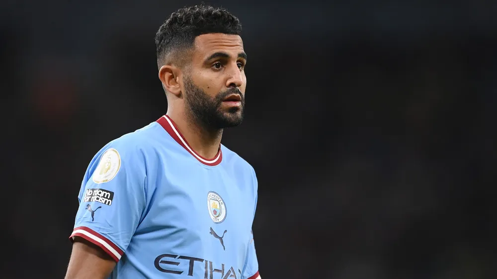 Mahrez flet për të ardhmen e tij në Man City