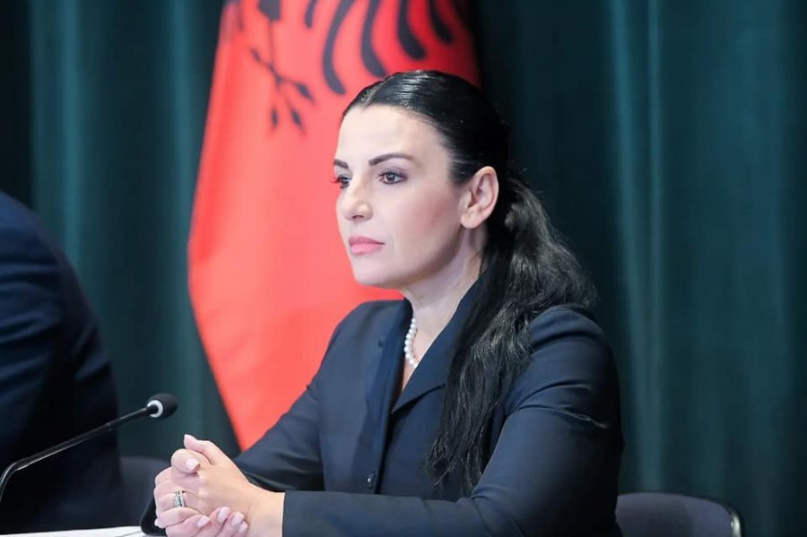 Gjykata lë në fuqi masën e pezullimit nga puna të Belinda Ballukut