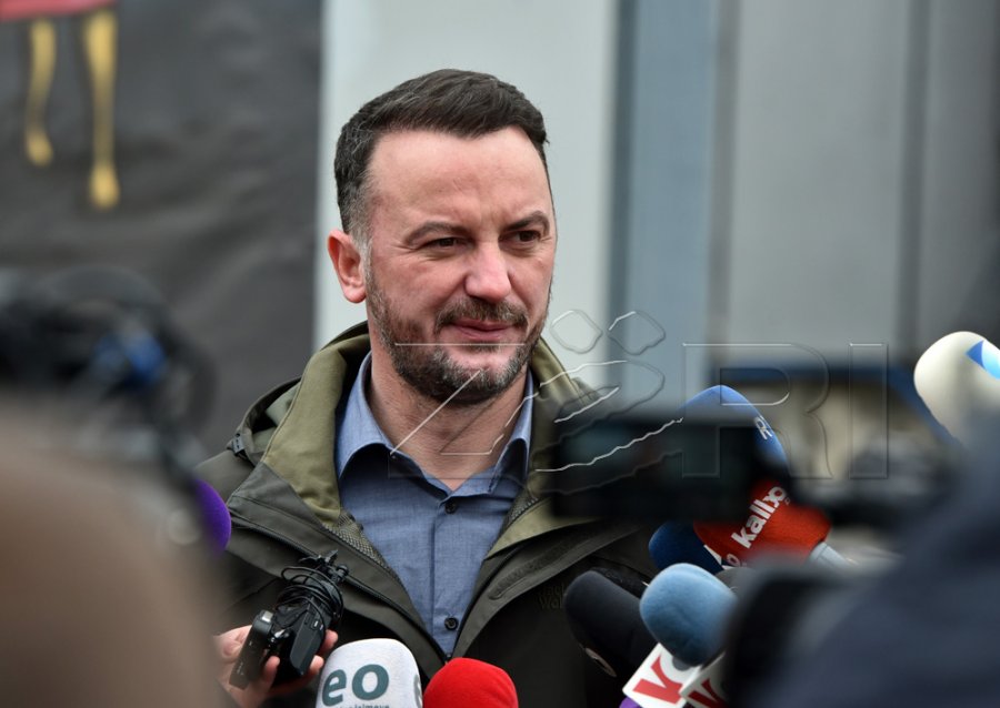 Molliqaj reagon ashpër për vizitën e Trendafilovës: Më mirë do të ishte që të kthehej prapa