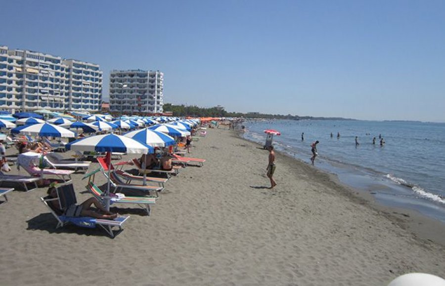 Mbi 816 mijë turistë të akomoduar në hotele gjatë korrikut në Shqipëri, kryesojnë ata nga Kosova