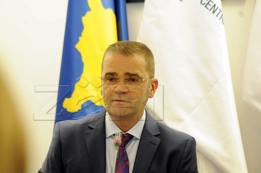Paratë false në Kosovë, ish-guvernatori i BQK-së: Të ndryshohet metoda e pagesave dhe të trajnohen stafet