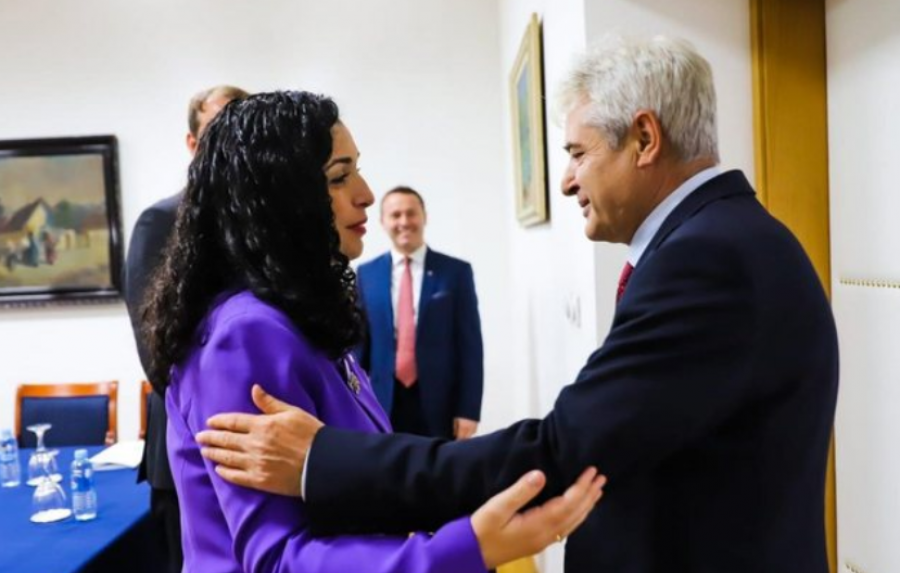 Ahmeti, Osmanit: Skuqem nga turpi i tyre, falni se nuk e dinë se çka bëjnë
