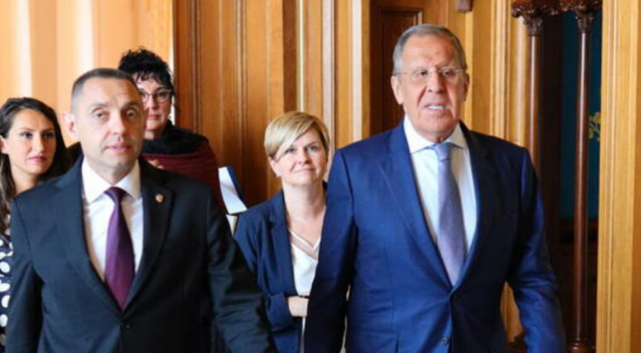 BE-ja i reagon ashpër Serbisë pas vizitës së Vulinit në Rusi