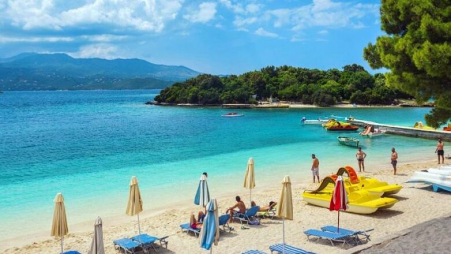 Gushti muaji i pushimeve, ja çfarë duhet të keni parasysh para se të niseni për udhëtimin e radhës