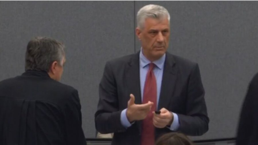 Reagon Thaçi pasi trupi gjykues lexoi deklarata të tij dhe të Selimit ku supozohej që përgjegjës për komunikatat e UÇK-së ishte Bashota