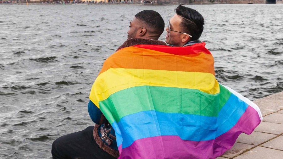 Në Stokholm, një në tetë të rinj tani identifikohet si homoseksual ose biseksual