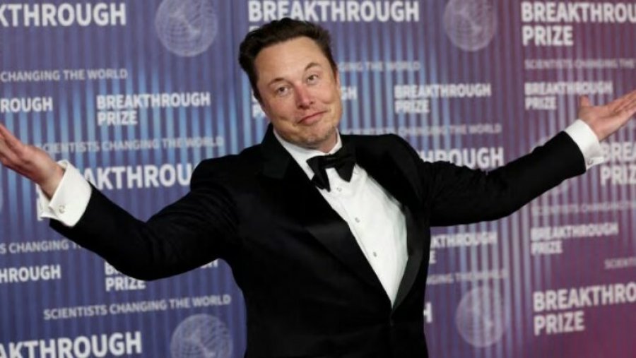 Musk bëhet personi i parë që pasuria i vlerësohet 400 miliardë dollarë
