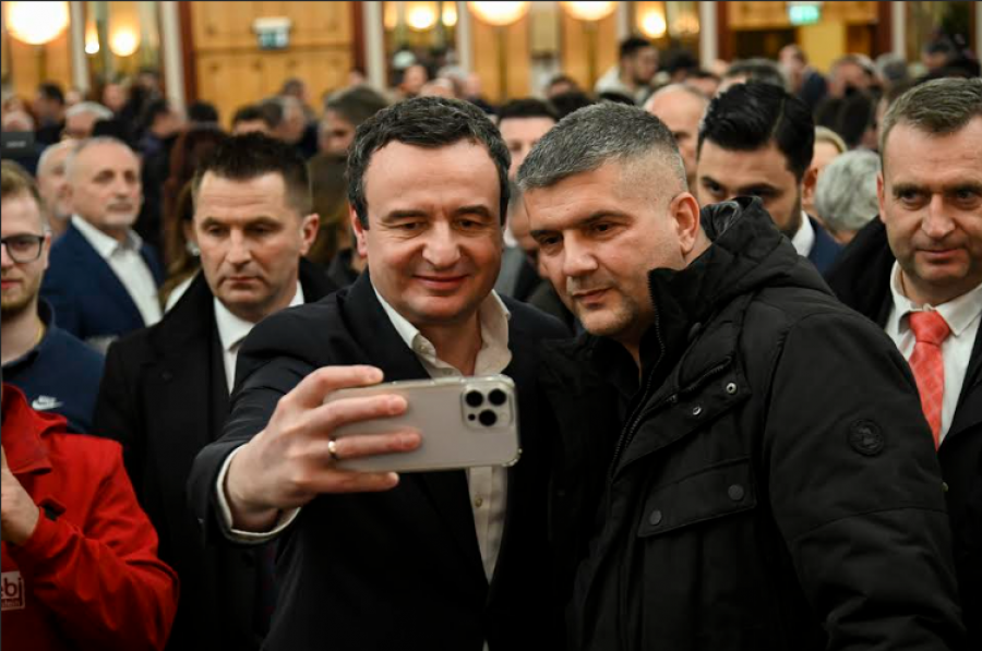 Kurti takohet me bashkatdhetarë në Kroaci