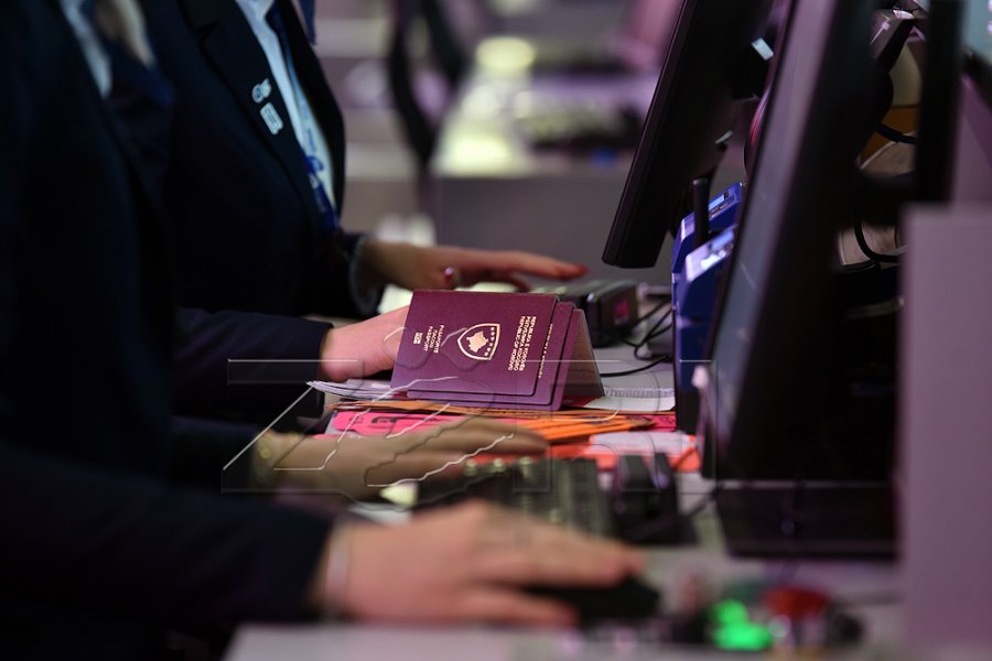 Në vitin e dytë të liberalizimit të vizave, bien kërkesat për azil në BE