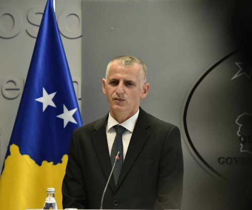 Autobusë që lidhin jugun dhe veriun e Mitrovicës, Durmishi jep detajet