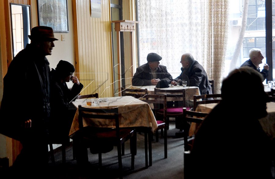 Rriten pensionet në Shqipëri, përfitojnë mbi 700 mijë të moshuar