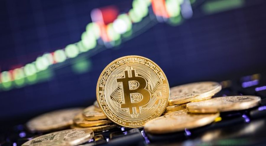 Bitcoin bie në nivelin më të ulët në gjashtë muajt e fundit