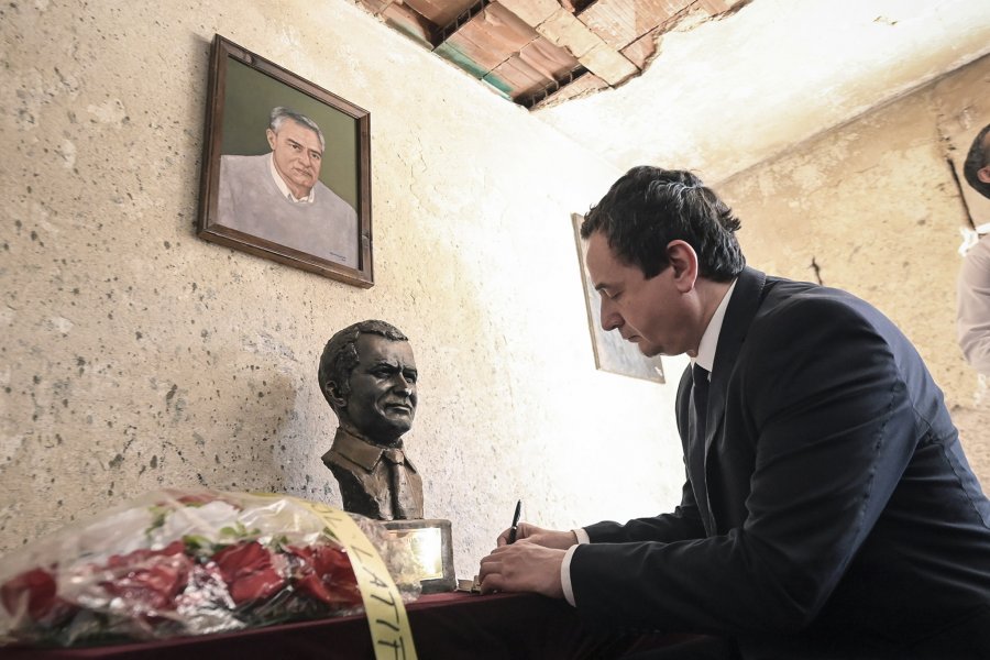 Kurti: Fajtorët e përgjegjësit në Beograd e kanë arkivin e zhdukjes së Ukshin Hotit