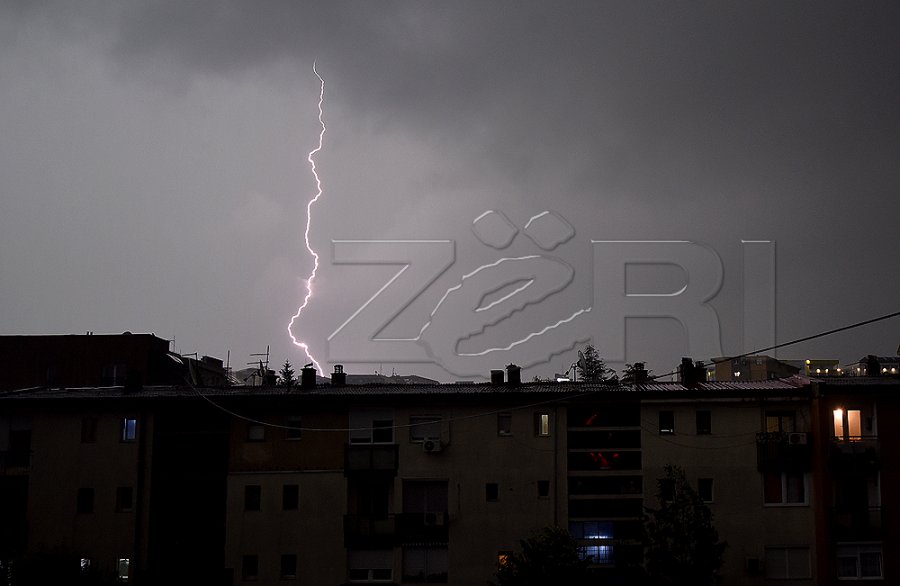 IHMK: Nesër dhe pasnesër priten vranësira, riga shiu dhe shkarkime rrufesh