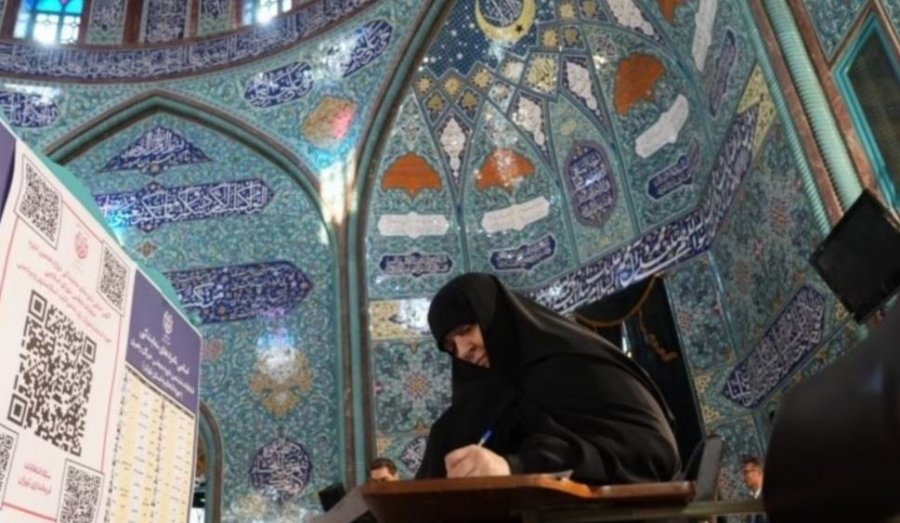 Iran mban zgjedhjet e para pas protestave masive