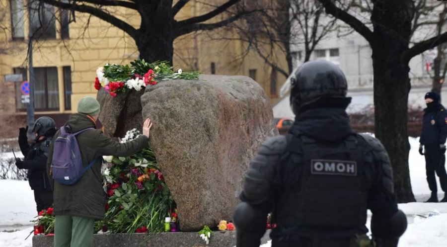 Masa të rrepta të sigurisë afër zonës ku do të varroset Navalny