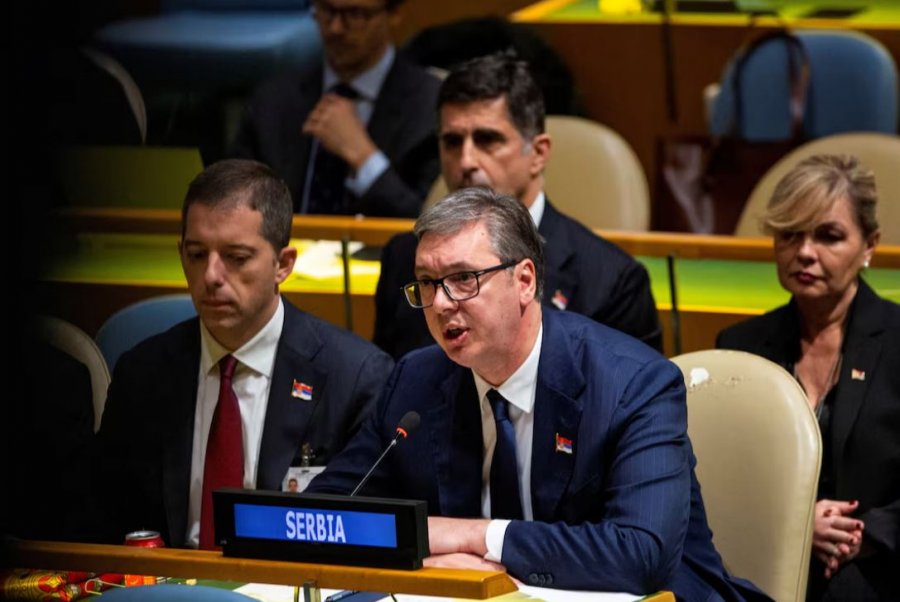 Serbia shtet gjenocidal, Vuçiq: Sonte përfundoi karriera ime