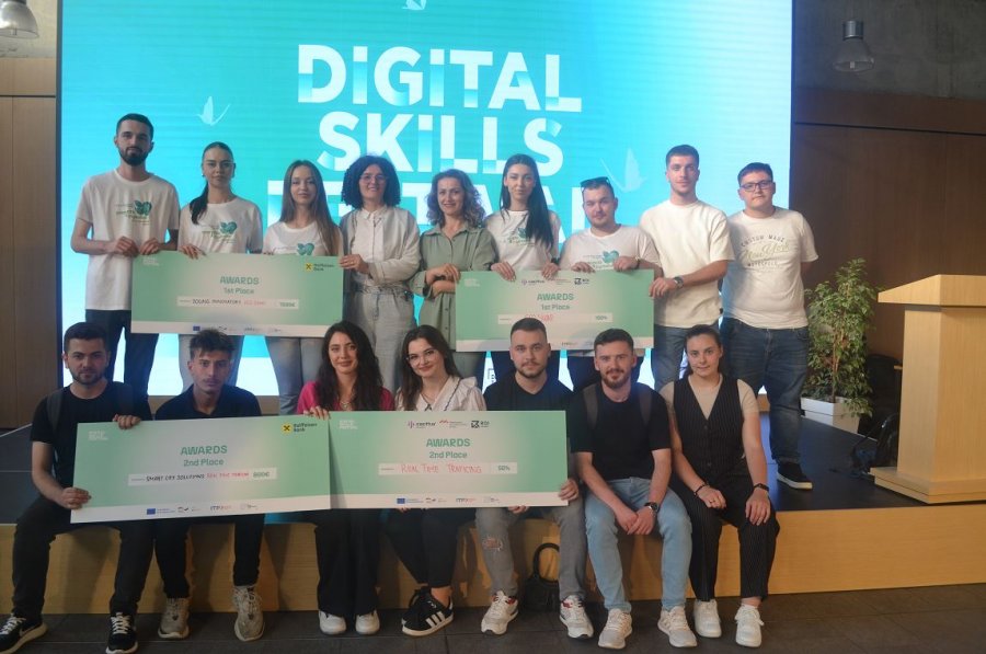 Studentët e Universitetit “Kadri Zeka” fituan dy çmime në Festivalin e Shkathtësive Digjitale 2024