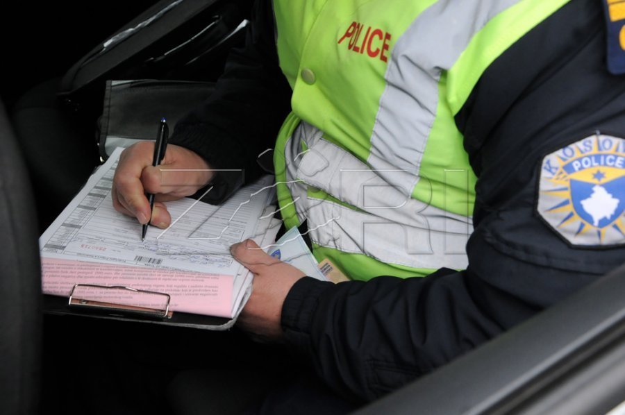 Policia shqipton mbi 100 mijë gjoba trafiku në Prishtinë, brenda gjashtë muajve
