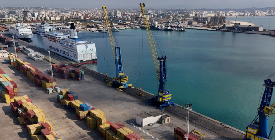 Anija me mbetje ende në det, Prokuroria e Durrësit sqaron vonesat