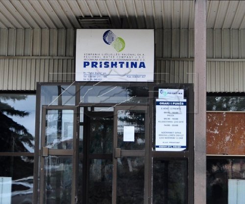 Mjeku jep detaje lidhur me kontratat për shërbime në KRU “Prishtina”