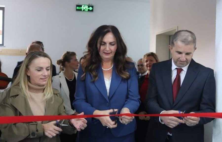 Përurohet shkolla në Gjakovë, Nagavci: Arsimi cilësor prioritet