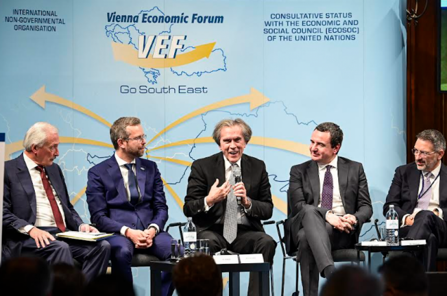 Kurti në Vjenë: Demokracia dhe ekonomia shkojnë krah për krah