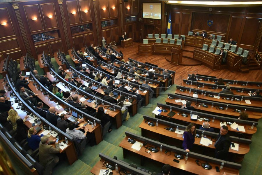 Nesër seanca për buxhetin, opozita s’e voton – pushtetit thotë se i ka votat