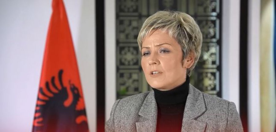 Sinani godet Vuçiqin pas vizitës në Preshevë: Shqiptarët nuk janë qytetarë të dorës së dytë