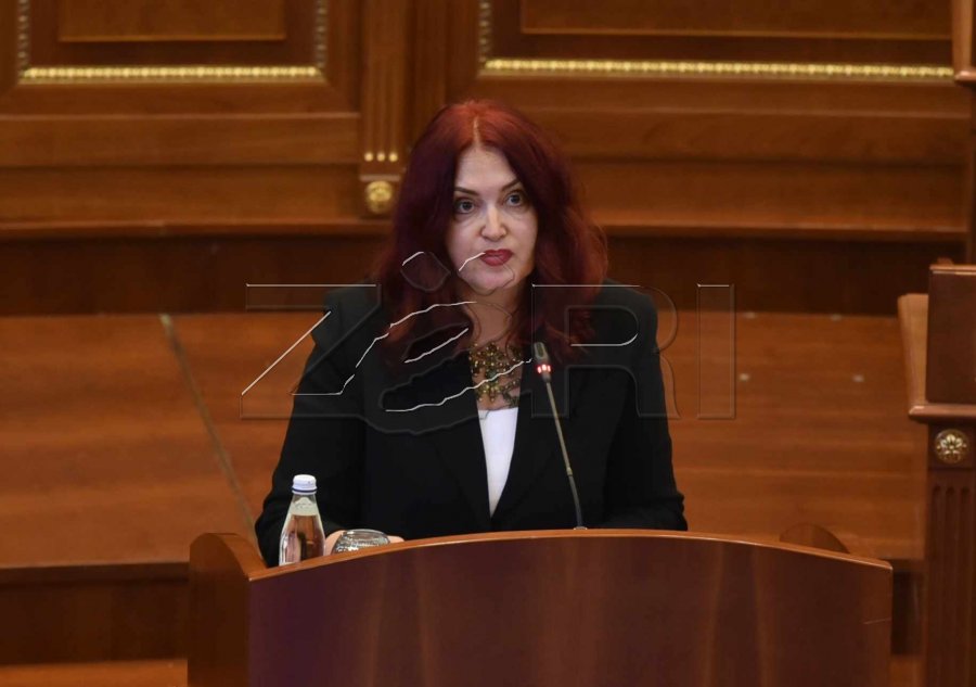 Eliza Hoxha njofton se nuk do të jetë pjesë e Kuvendit të Kosovës