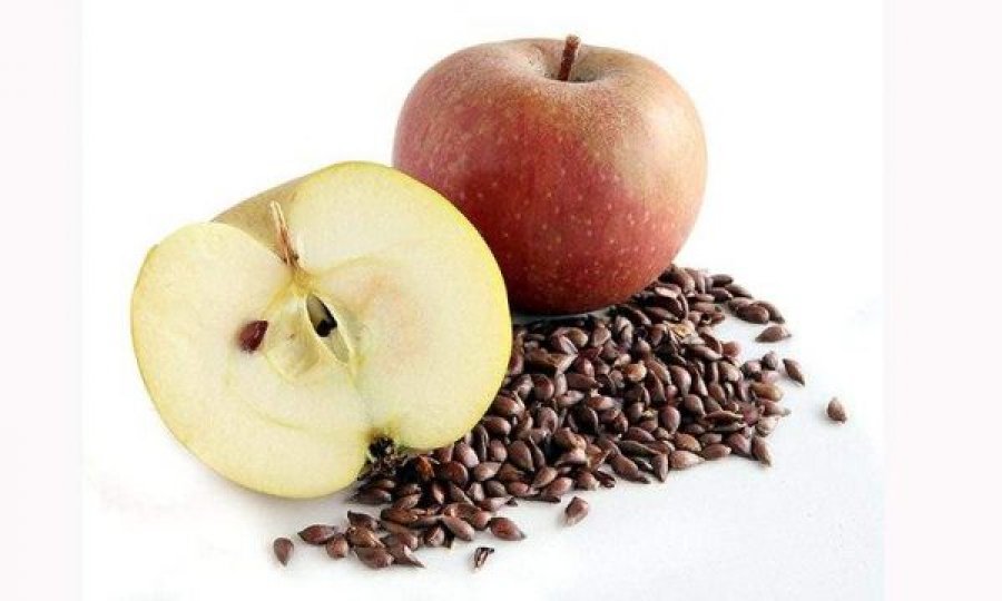 A janë farat e mollës të ngrënshme apo helmuese?