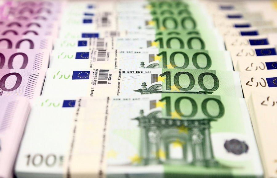 Dënohen me mbi 12 vjet burgim nëntë të akuzuarit për dëmtim të buxhetit mbi 2 milionë euro