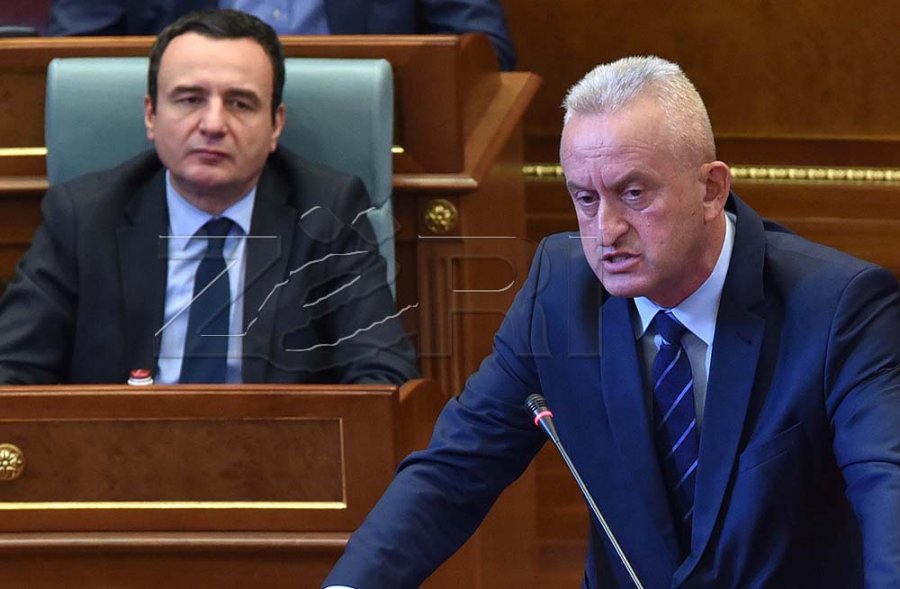 Totaj krahasoi Kurtin me Millosheviqin për veprimet në veri, Qalaj: Të jemi të kujdesshëm, s’bëhen krahasime të tilla