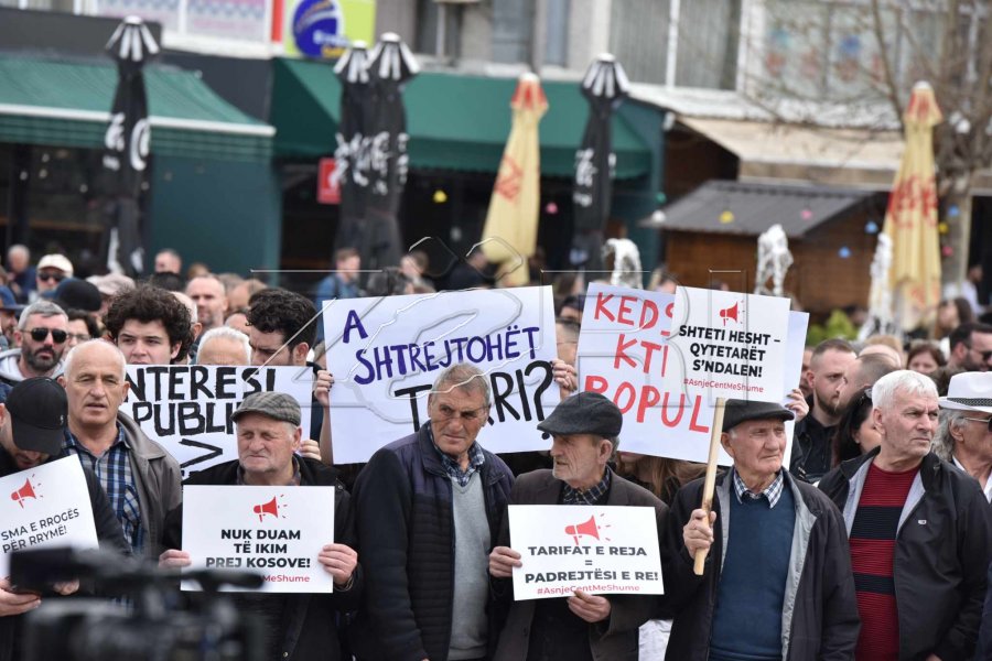 Rizvanolli tregon propozimin që ministria e saj i ka bërë ZRRE-së për çmimin e rrymës