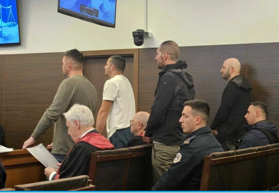 “Pelegrinët” serbë dalin para gjykatës, u vazhdohet masa e ndalimit