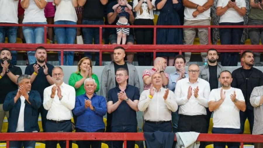 “Dhoma gazi për shqiptarët”, ASH: Ishin të pranishëm por s’reaguan as Mickoski e as Toshkovski ndaj gjuhës së urrejtjes