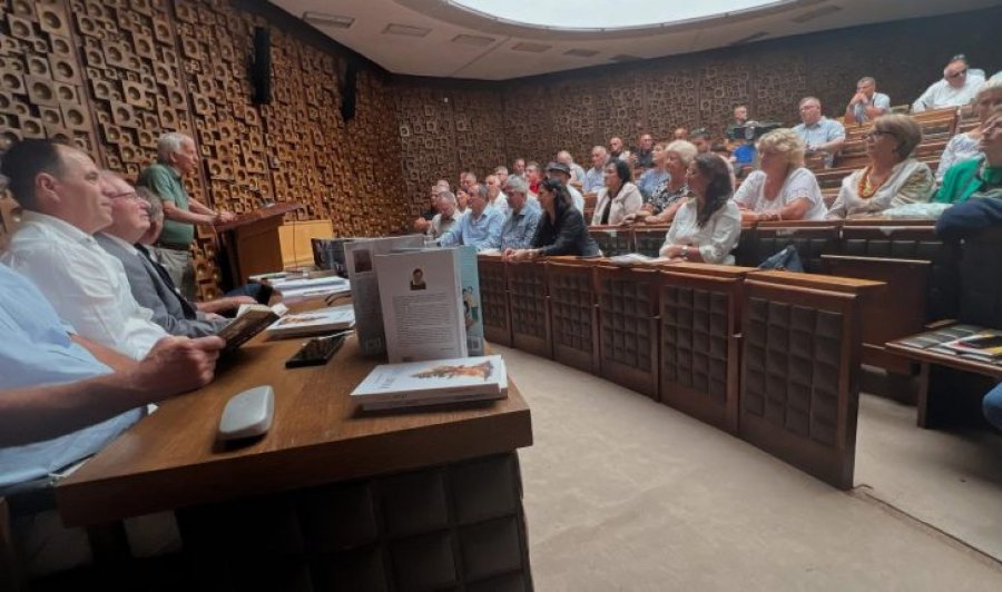 Biblioteka Kombëtare promovon librat e autorëve shqiptarë nga diaspora