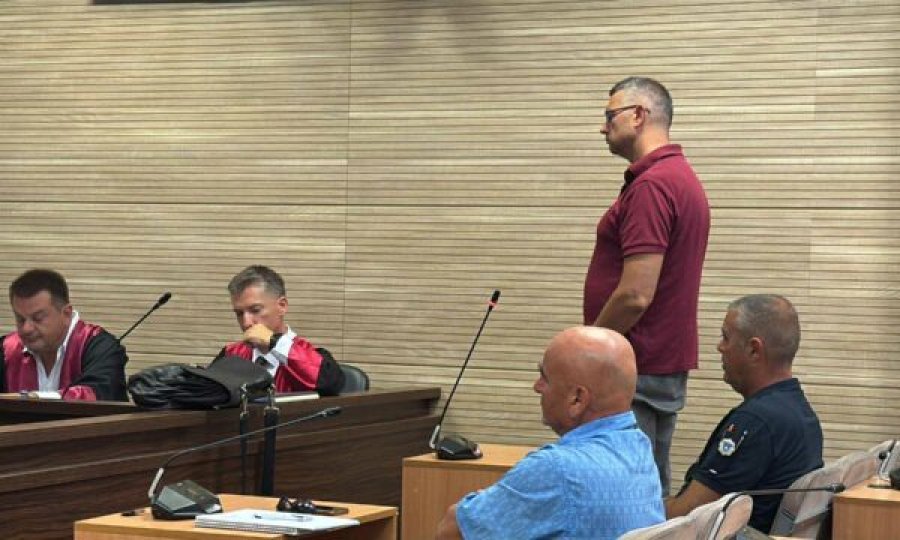 Popoviqi pranon të dënohet me 6 muaj burgim - ose 3 mijë euro gjobë dhe dëbim dyvjeçar nga Kosova