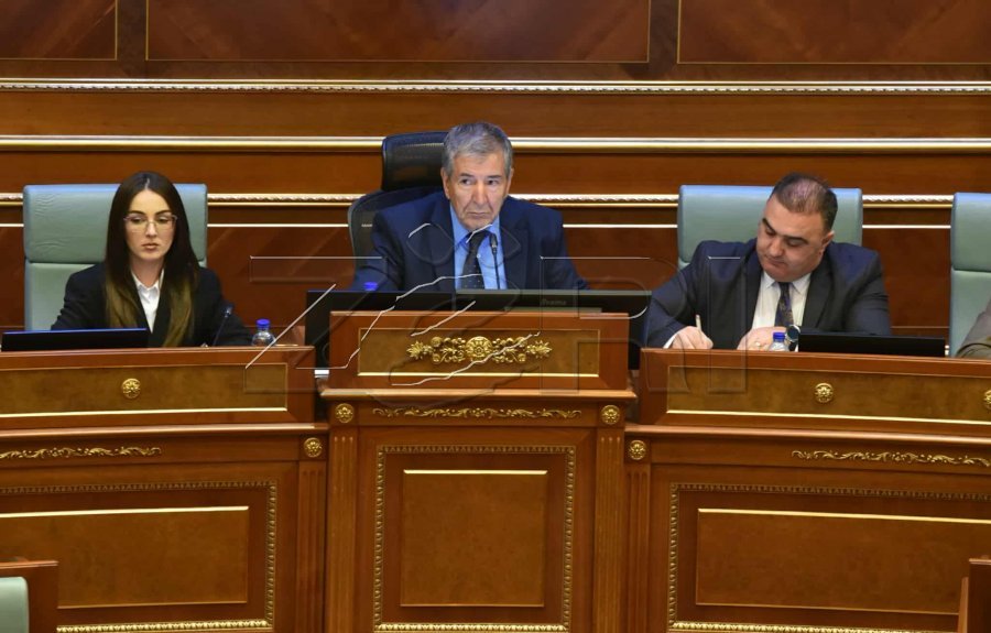Sot vazhdon seanca konstituive e Kuvendit, e 55-ta me radhë